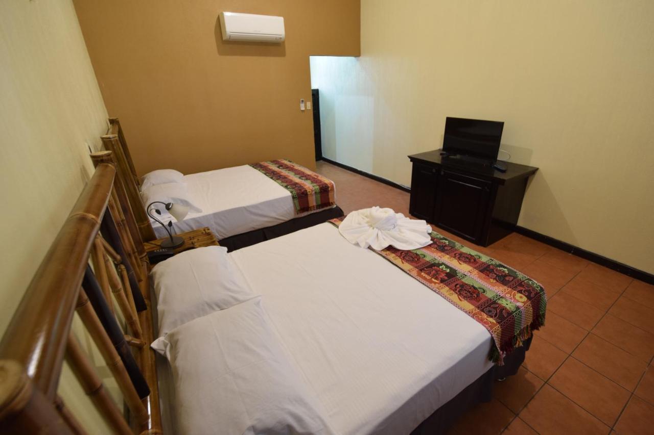 Zafra Hotel Сан-Маркос-Ла-Лагуна Екстер'єр фото